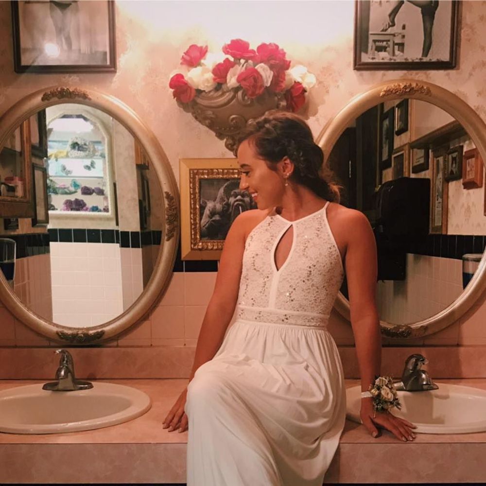 Meet your Posher, Lauren